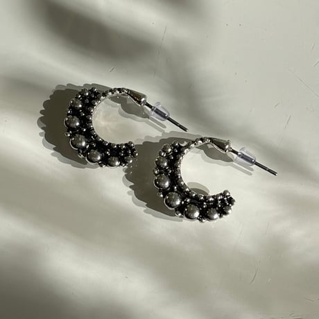 2401PR0651 / Antique design hoop Pierce #03（Silver）