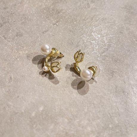 2304PR0553 / Tulip motif Pearl Pierce（Gold）