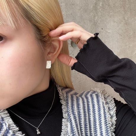 2608PR0856 / Square hoop Pierce（Silver）