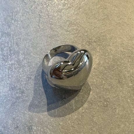 2408RG0504 / Big Heart oval ring（Silver）