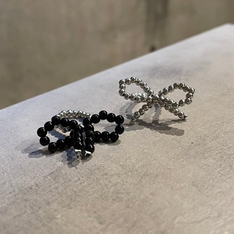 2407RG0502 / Beads ribbon motif ring（Silver/Black）