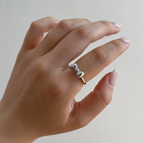 2406RG0477 / Mini ribbon motif ring（Silver)