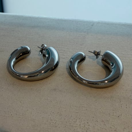 2606PR0848 / Round hoop pierce（Silver）