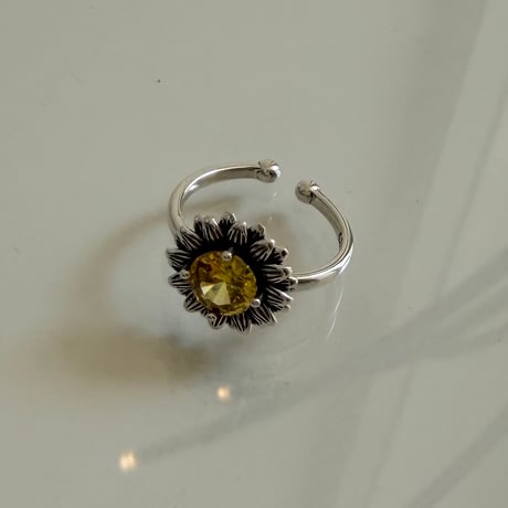 2604RG0756 / Flower motif stone ring（Silver）