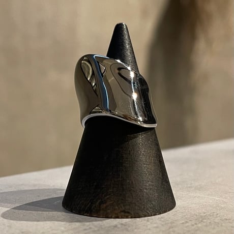 2501RG0576 / Wave design ring（Silver）