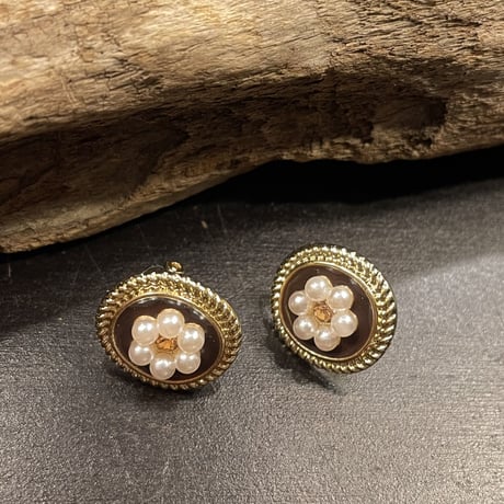 Pearl Flower Button Earring（Gold/Pearl）／2212_ER0127
