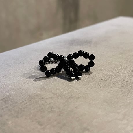 2407RG0502 / Beads ribbon motif ring（Silver/Black）