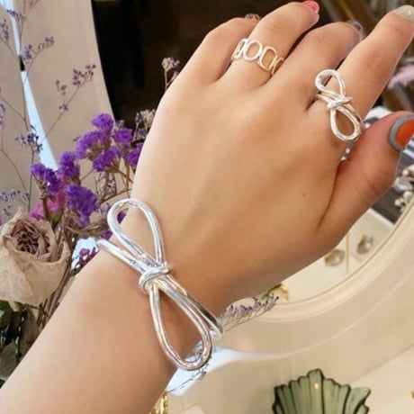 23SSBR004 / Metal Creative Bowknot Bangle（Silver）