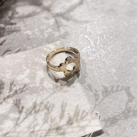 Metal flower motif ring（Gold） / 2211-RG0264