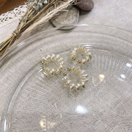 2505EC024 / Circle Pearl Earcuff（Pearl）