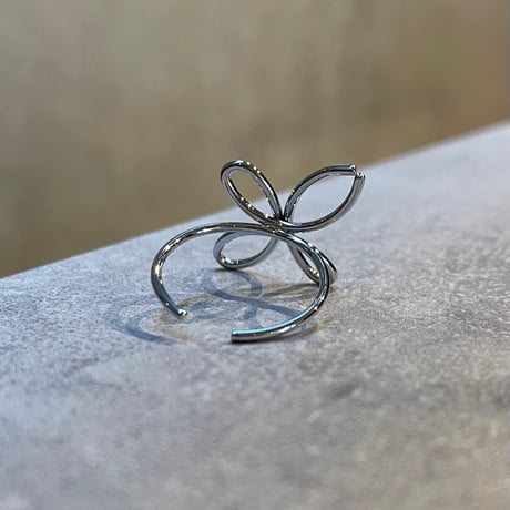 2601RG0731 / Wire flower ring（Silver）