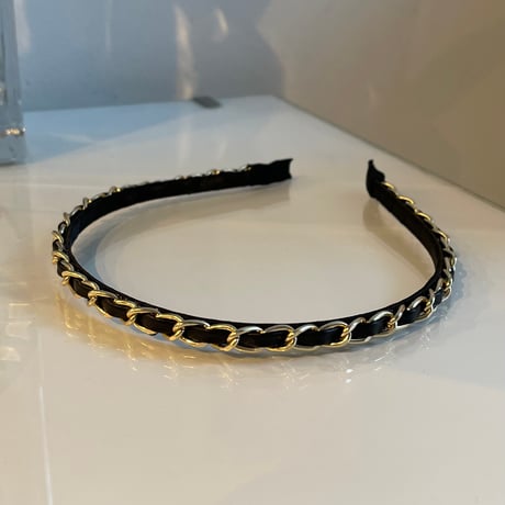 2311HA0038 / Fake leather chain headband (Black)