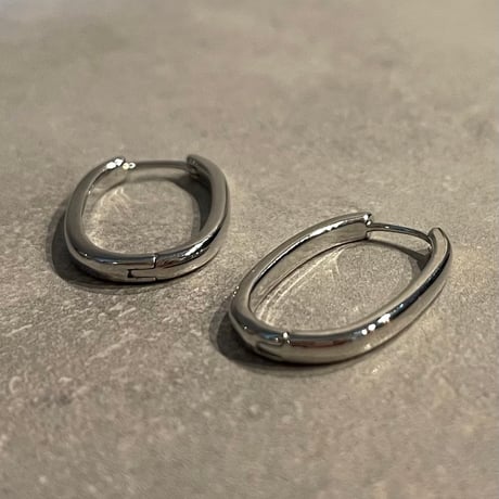 2510PR0820 / Thin Oval hoop Pierce（Silver）