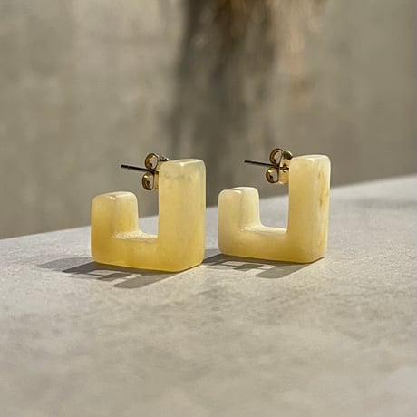 2403PR0672 / Marble square hoop Pierce