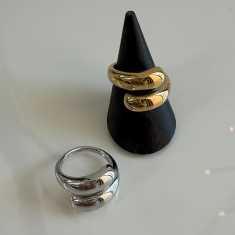 2604RG0779 / Twist drop ring（Gold）