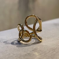 2506RG0652 / Irregular twist design ring（Gold）