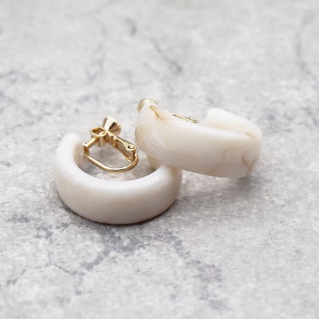 Acrylic Ear Hoop Clips Earrings（Marble White） /  2102_ER042