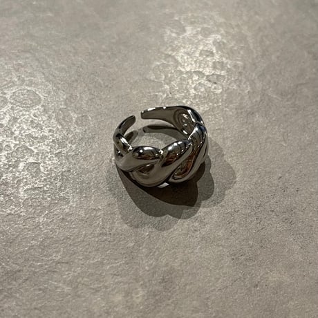 2311RG0325 / volume twist ring（Silver）