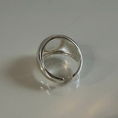 2603RG0751 / White oval stone ring（Silver）