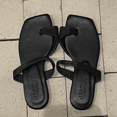 2411GS024 / Flat sole Sandals (Black)