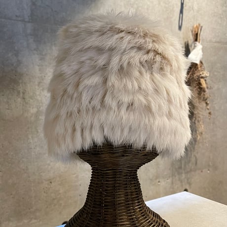 2502HW0073(S) / Rabbit fur volume hat（Ivory）
