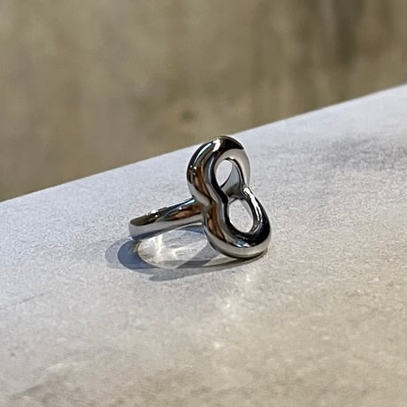 2404RG0446 / Sideways heart motif ring（Silver）