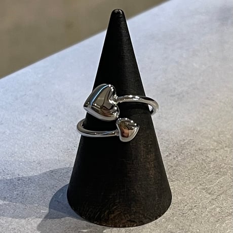 2502RG0582 / Double Heart motif design ring（Silver）