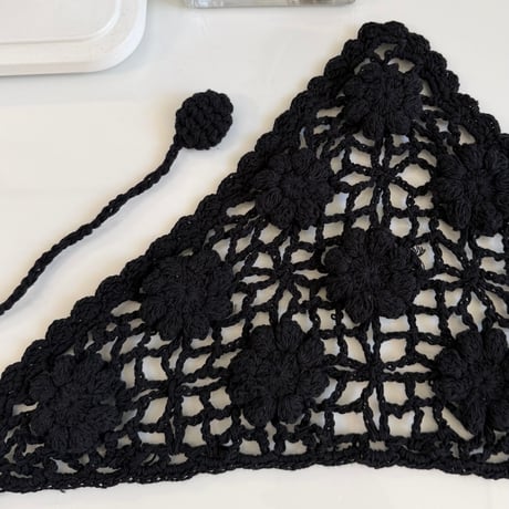2606GS072(S) / Flower Motif Crochet Head Scarf (Black)