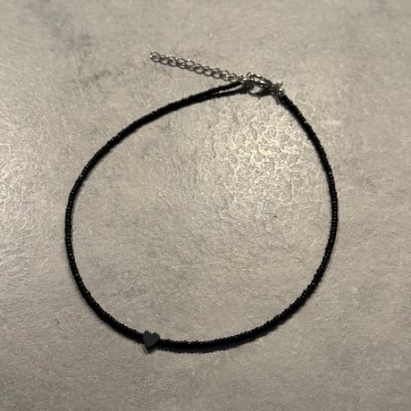2503NC0322／ Heart charm bees choker（Black）
