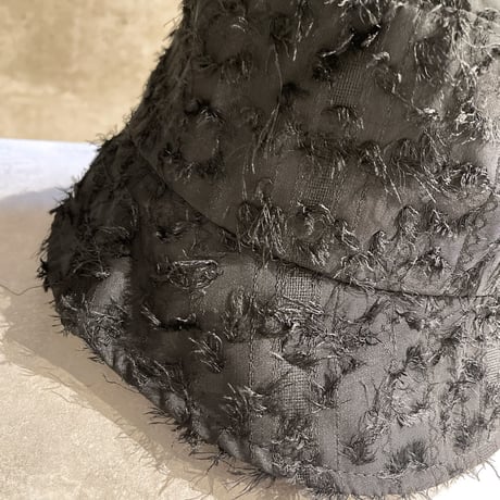 2403HWHW0029 / feather Bucket hat（Black）