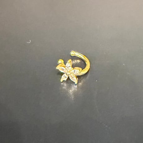 2604EC038 / Mini Flower stone Earcuff（Gold）