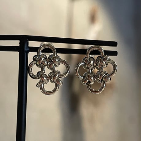 2510PR0818 / Knot connect circle Pierce（Silver）