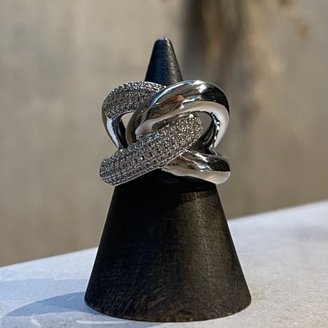 2505RG0629 / Shining connect line ring（Silver）