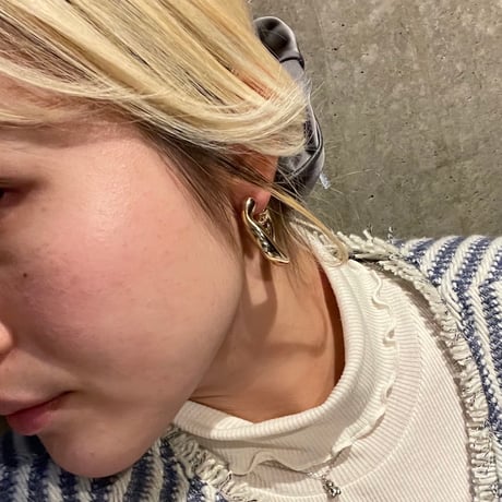 2411PR0731 / Twist metal hoop Pierce（Gold）