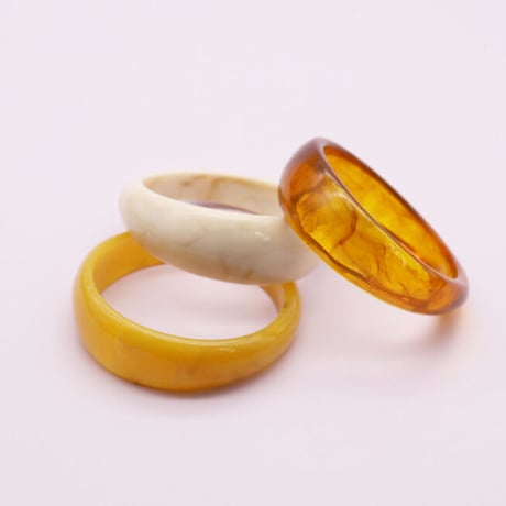 Acrylic  Bangle（Milky white）/ 2106-BR068