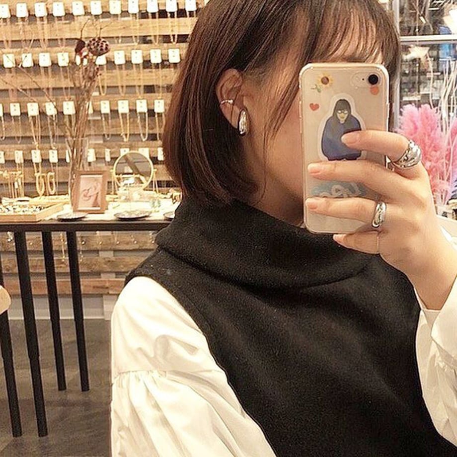 60743b68a87fc50a55e9ca3f