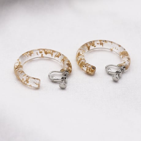 C-Shaped Acrylic Hoop Earrings（Clear / Gold） /  2102_ER052