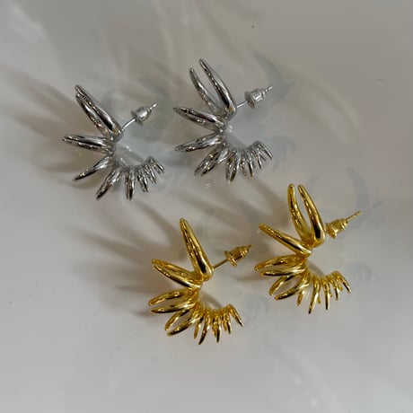 2311PR0614 / Irregular curve Pierce（Gold）
