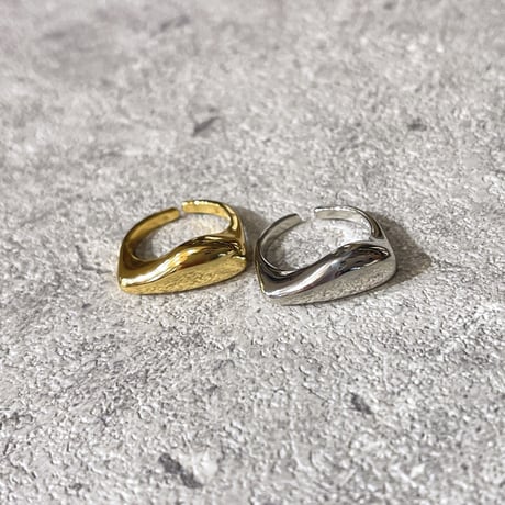 2307RG0299 / Metal craft wave ring （Gold）