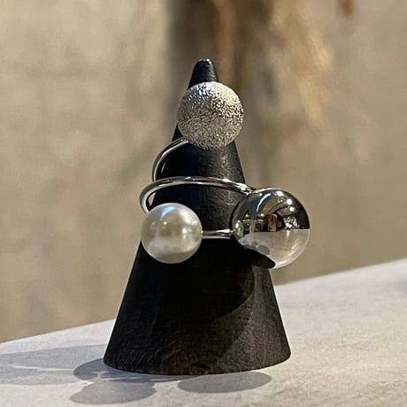 2501RG0564 / Pearl opening metal ball ring（Silver）