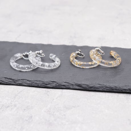 C-Shaped Acrylic Hoop Earrings（Clear / Gold） /  2102_ER052