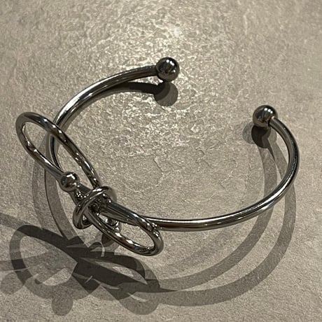 2502BR0068 / Bow knot bangle（Silver）