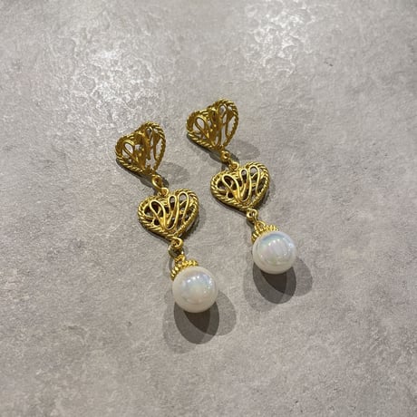 2304PR0560 / Heart connect Pearl Pierce（Gold）