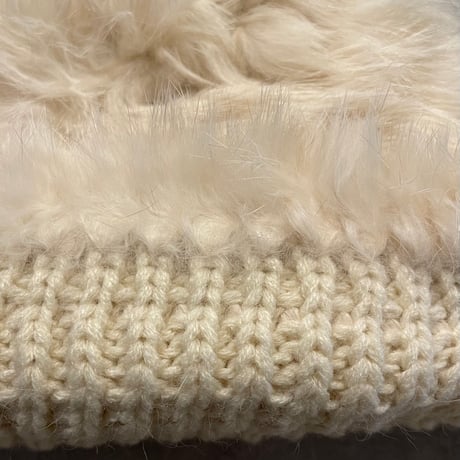 2502HW0073(S) / Rabbit fur volume hat（Ivory）