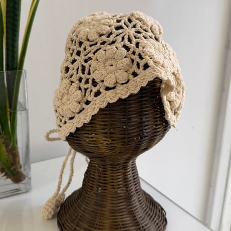 2606GS072(S) / Flower Motif Crochet Head Scarf (Beige)