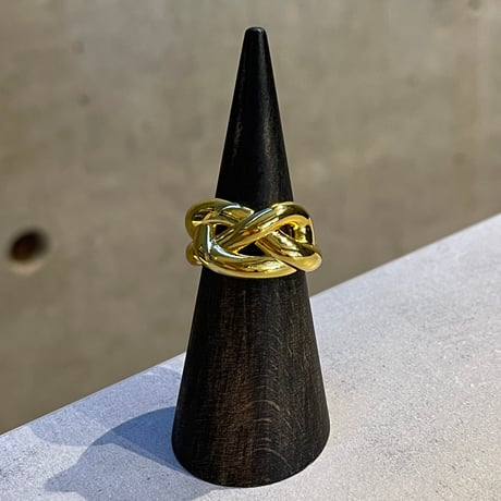 2412RG0549 / Volume twist ring（Gold）