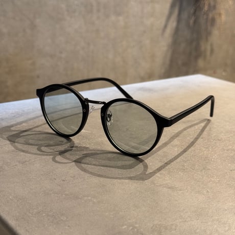 SE25SG_CA012（S） / Boston Sunglasses (Black/Lt.Gray)