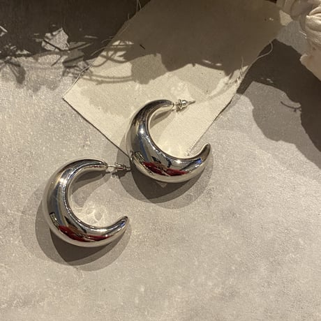 2301_PR0549 / Round Hoop crescent Design Pierce（Silver/L）
