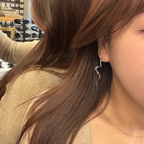 2501PR0745 / long wave twist pierce（Silver）