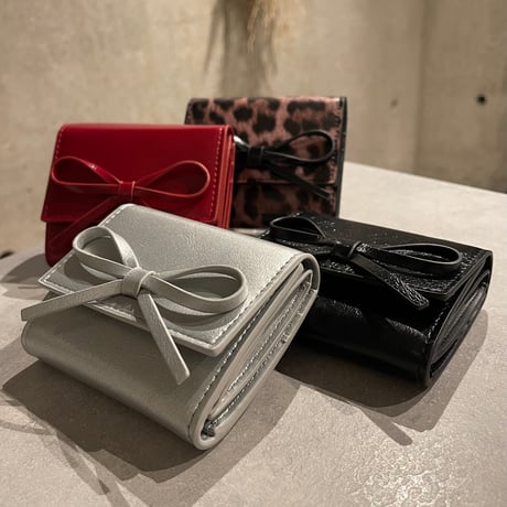 2502GS036(S)/ Ribbon Tri-fold Wallet（Red)